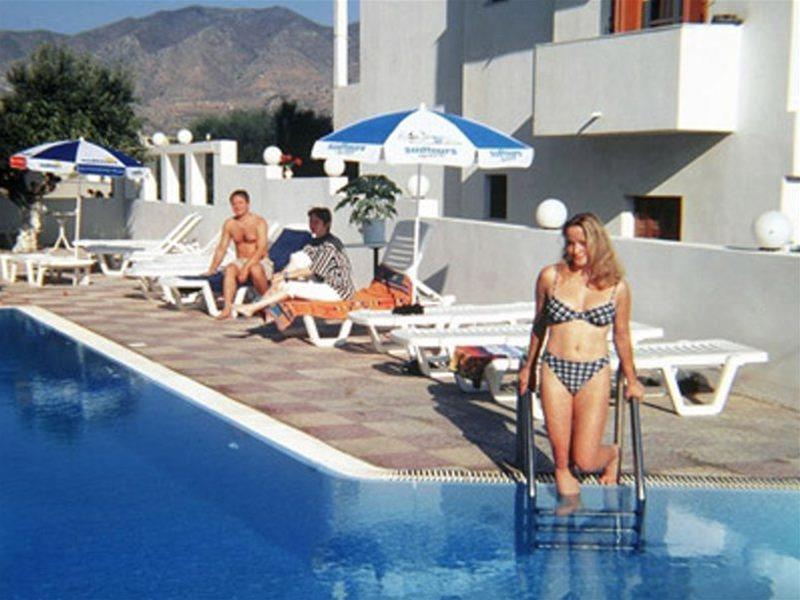 Iolkos Hotel Karpathos Town  Exterior photo